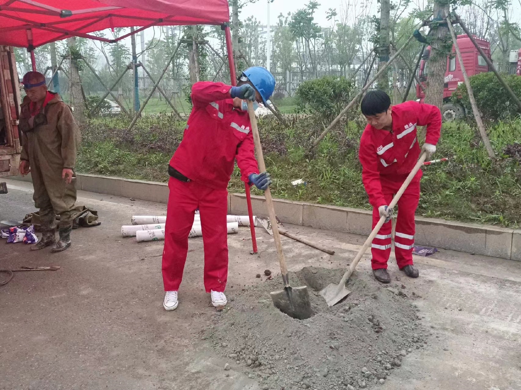 双江管道疏通哪家好】及时进行市政管道清淤